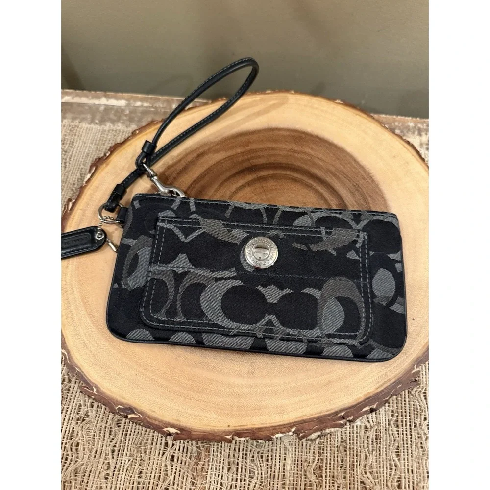 Vintage Coach Black Gray Signature Logo 1941 Wristlet Pouch Front Snap Pocket